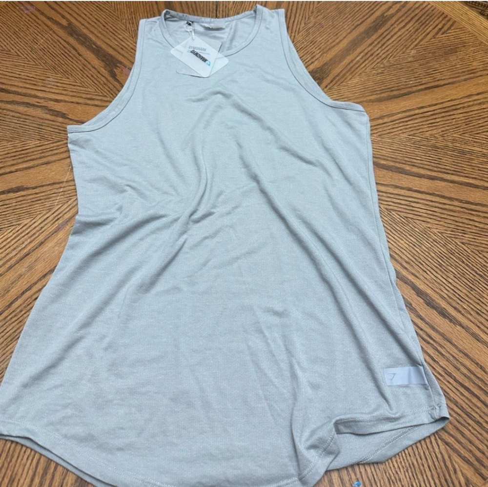 NWT, Gymshark, Perforated Longline Tank, Gray, Size Large - Rare!